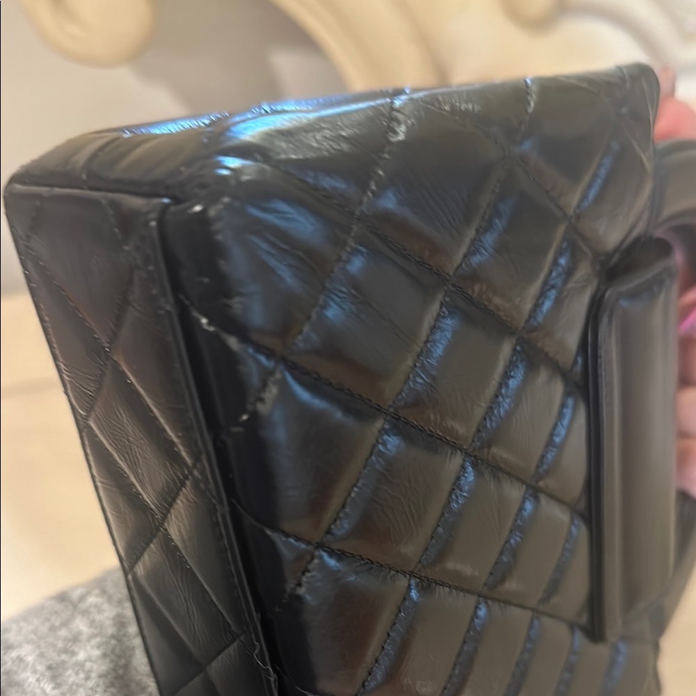 Chanel Black Quilted Handbag - Picture 11 of 16